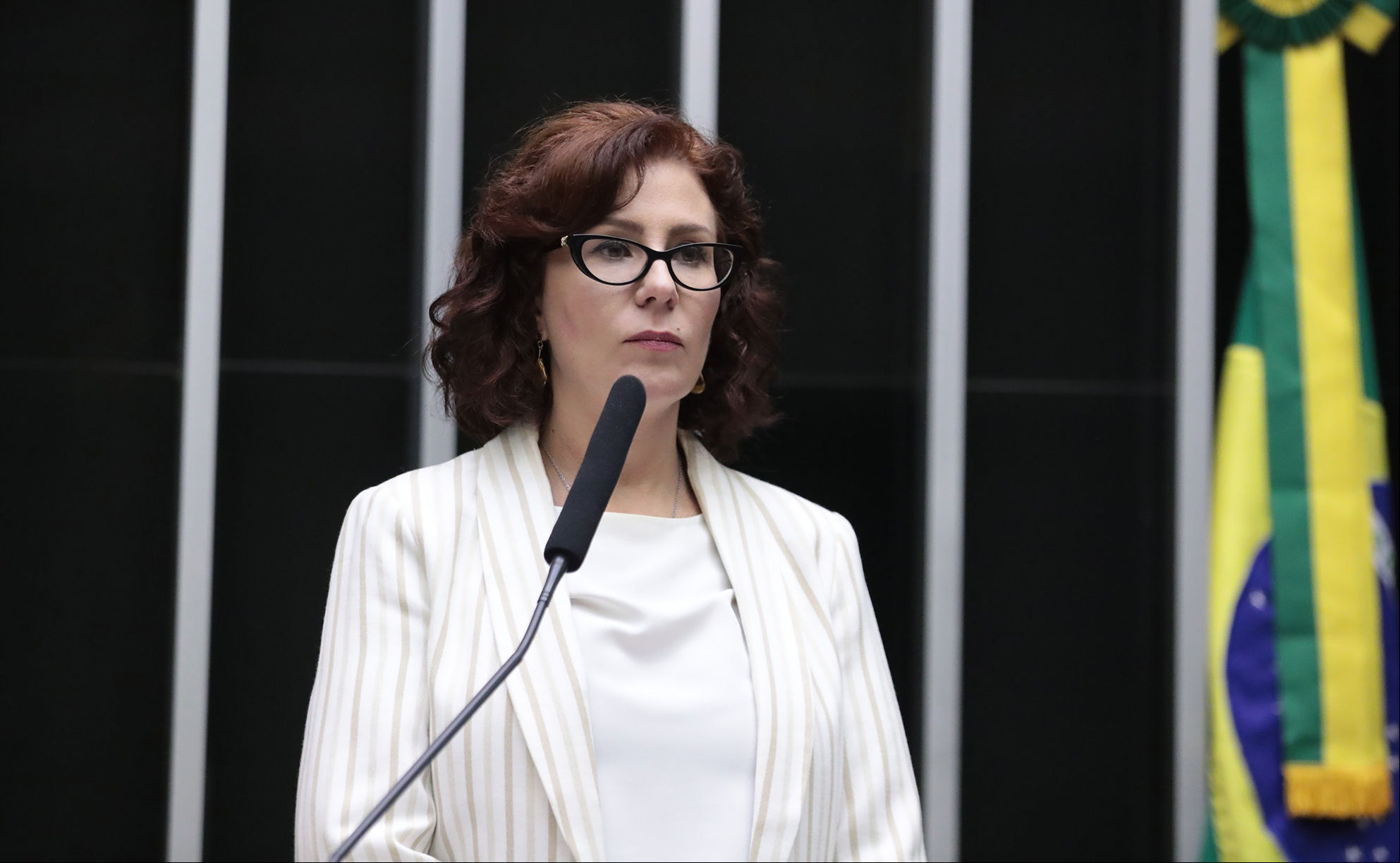 Deputada federal Carla Zambelli (PL-SP) foi condenada a 10 anos de prisão pelo STF por ataque hacker a sistemas do CNJ
