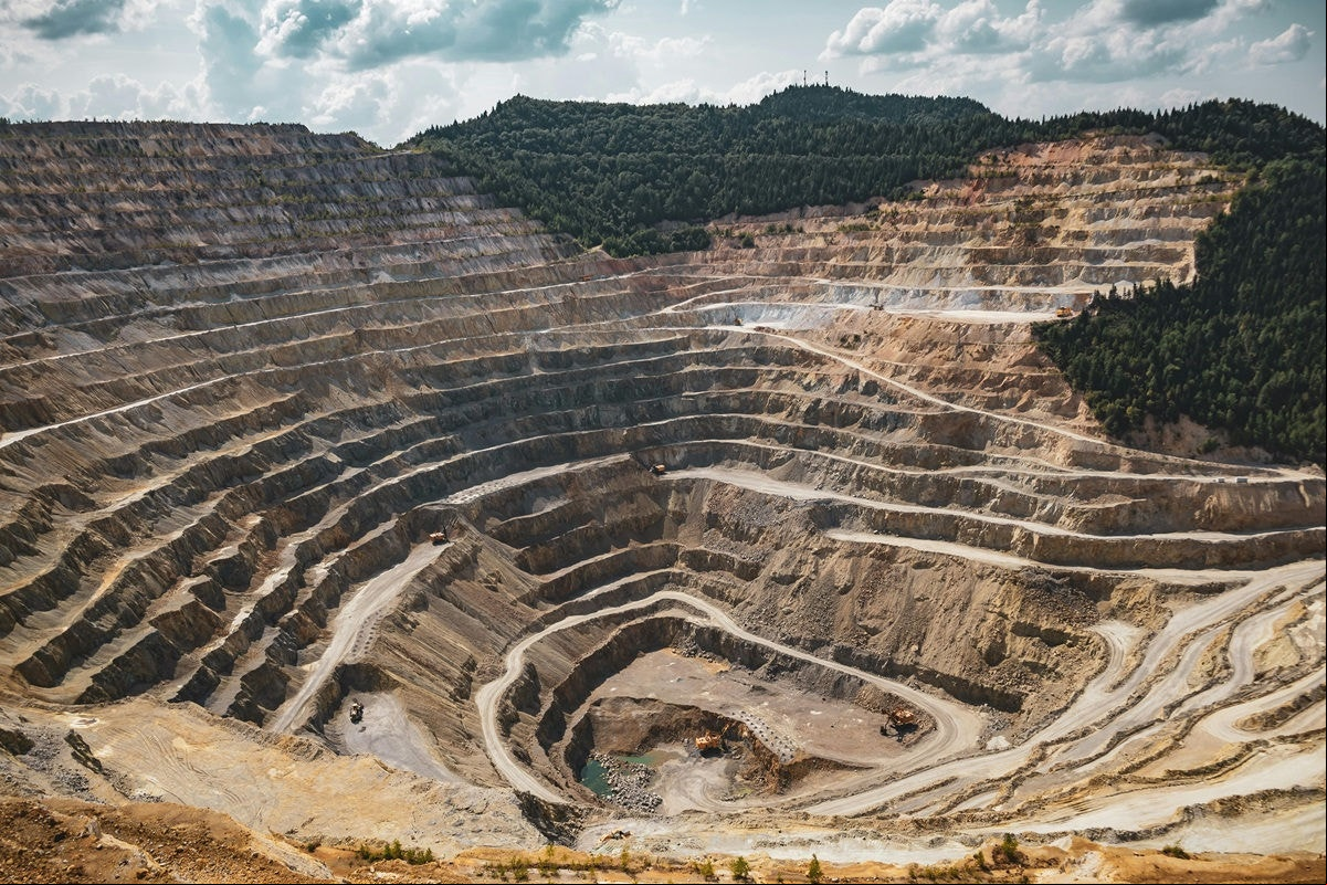 Faturamento da mineração cai globalmente. Imagem ilustrativa