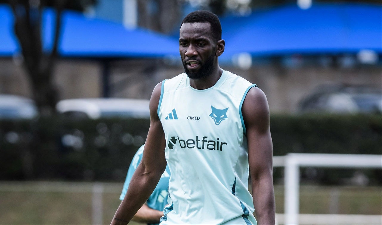 Bolasie entrou três vezes no lugar de Dudu em jogos do Campeonato Mineiro