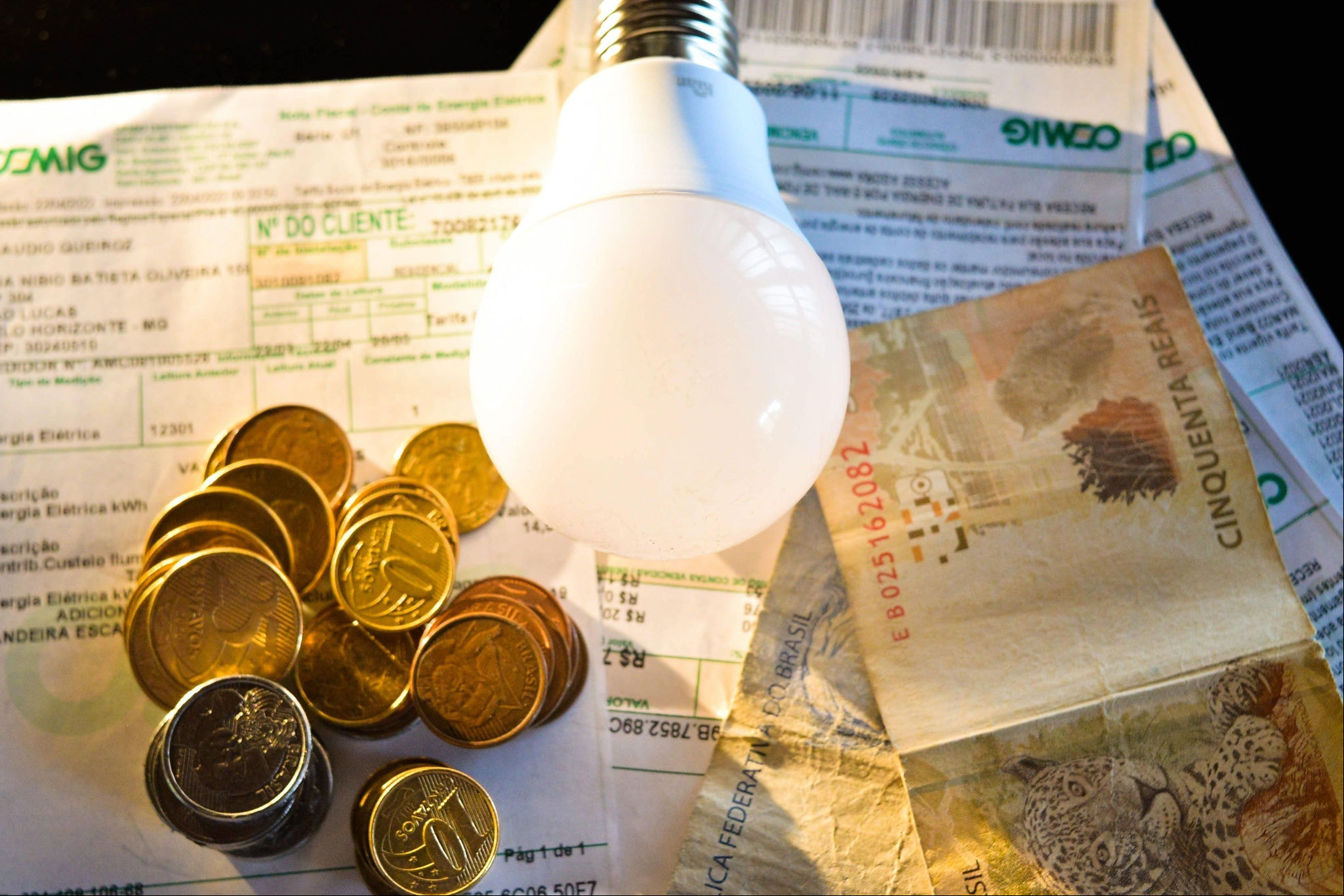 Conta de luz subiu acima da inflação no país
