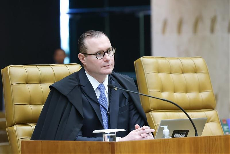 O ministro Cristiano Zanin marcou os julgamentos na Primeira Turma de três dos cinco núcleos de investigados pela trama golpista.
