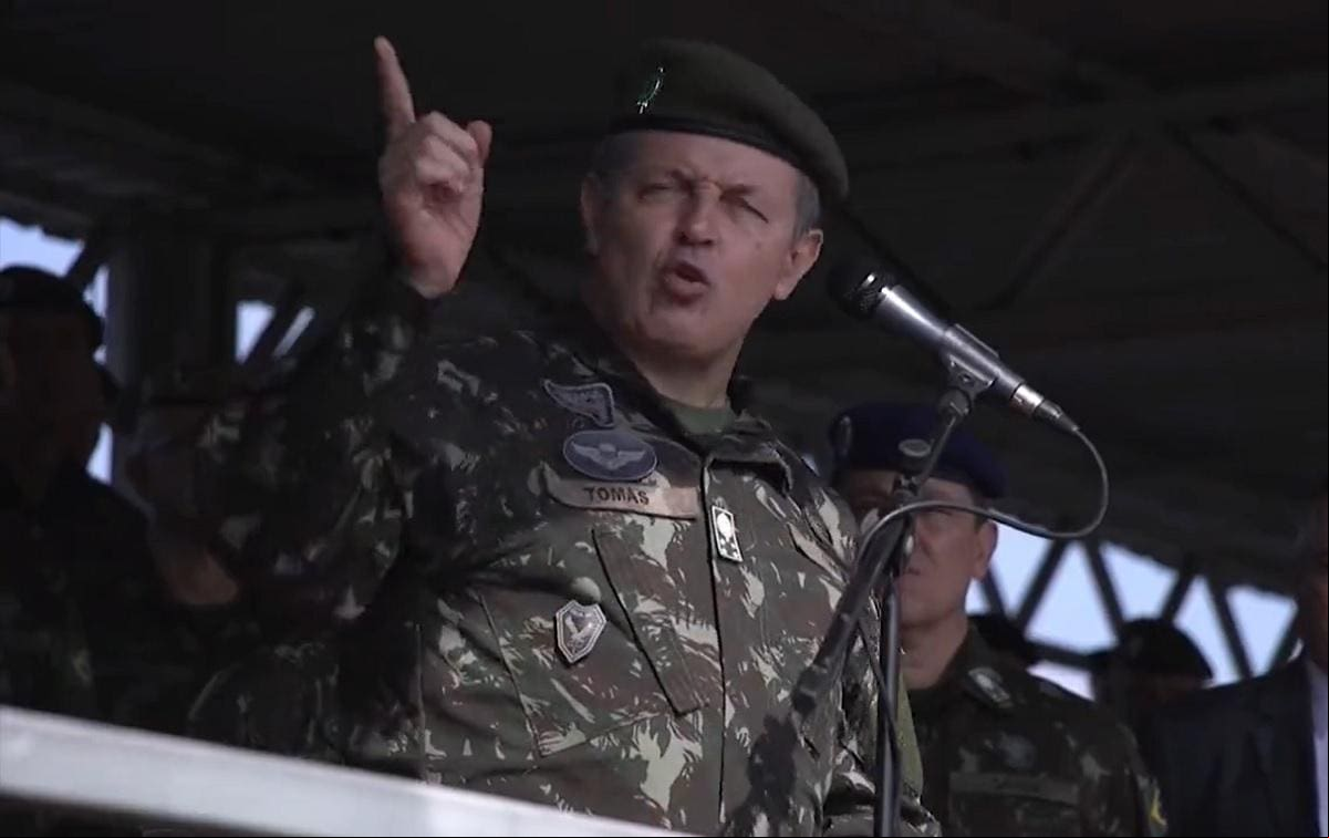 O general Tomás Miné Ribeiro Paiva será o novo comandante do Exército