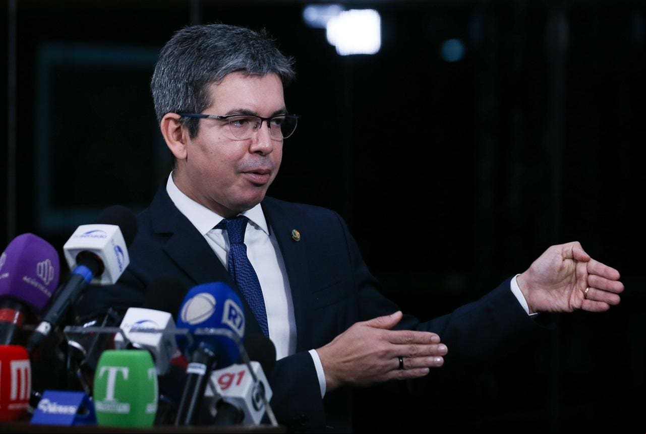 Randolfe Rodrigues, líder do governo Lula no Congresso Nacional
